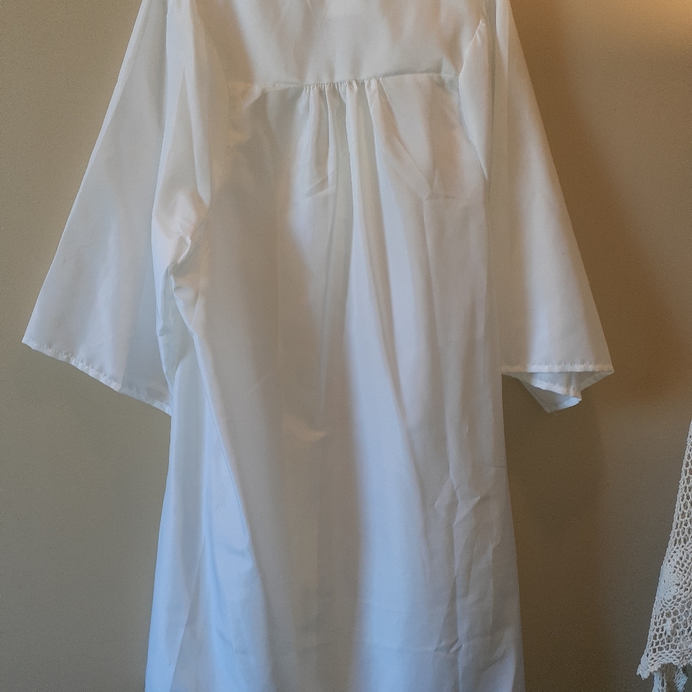 Graduation Gown - Picture 3 of 3
